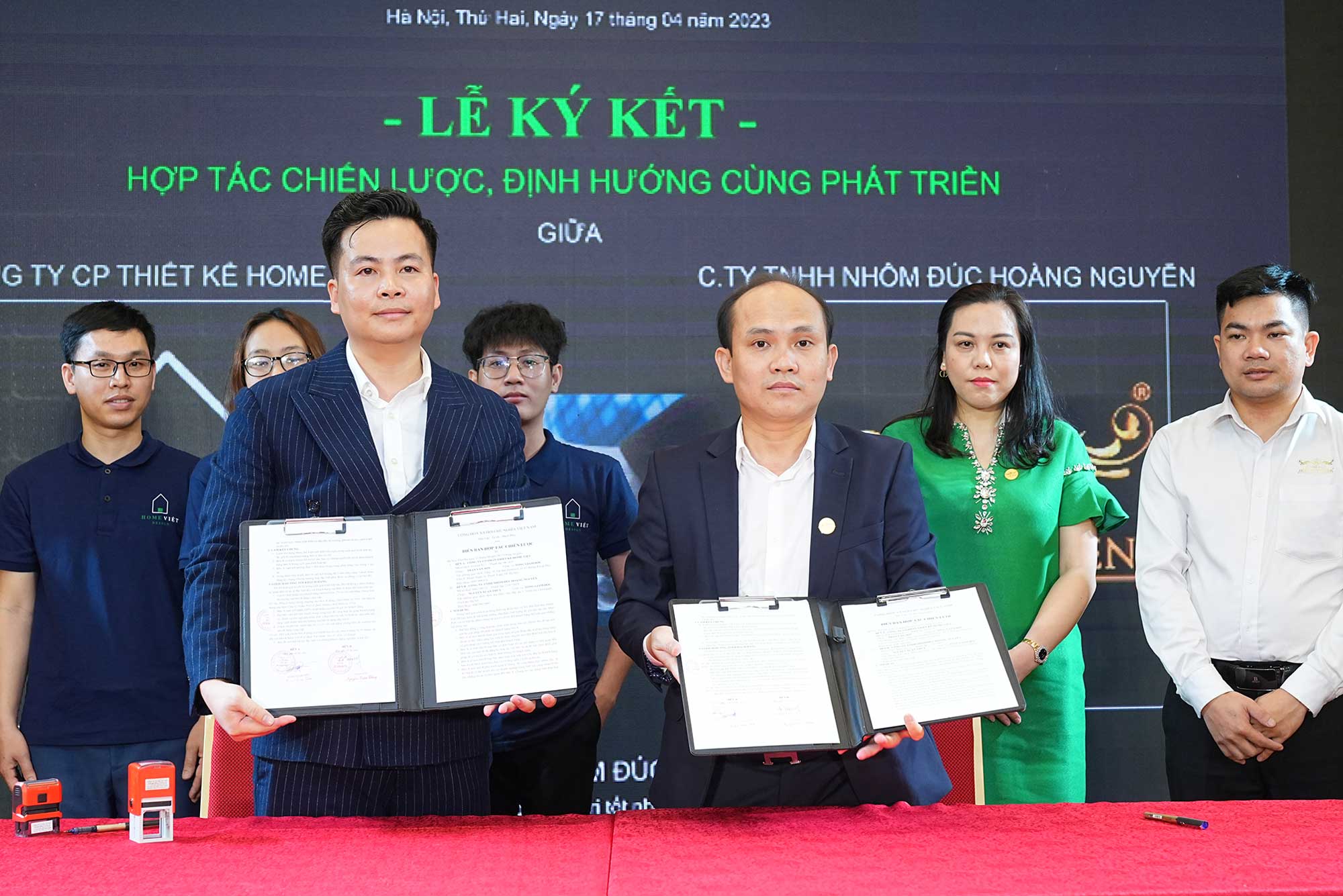Lễ ký kết hợp tác với Công ty TNHH Nhôm đúc Hoàng Nguyễn