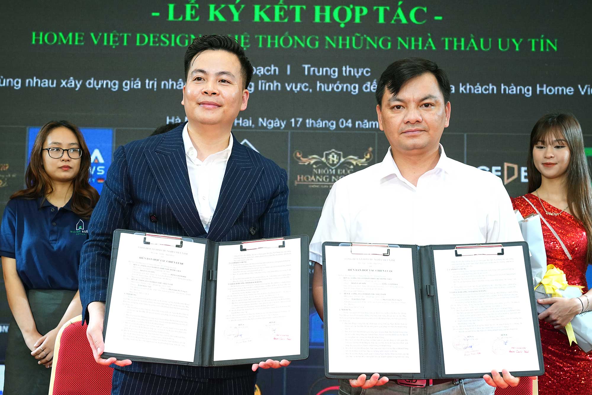 Lễ ký kết hợp tác với Công ty Cổ Phần VDC Việt Nam